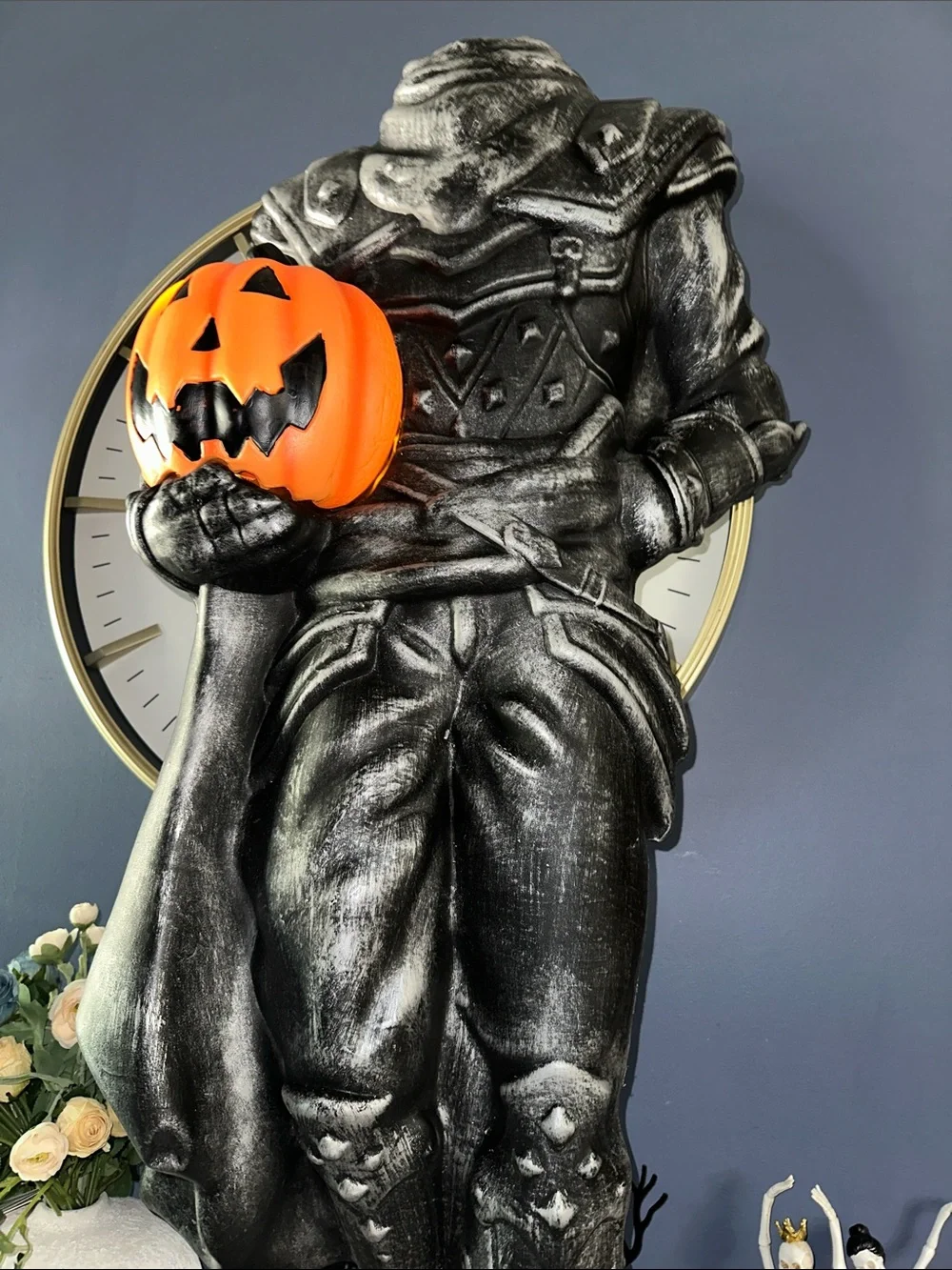 Halloween headless horseman w/ Jack-O'-Lantern Statue Accent - 4ft